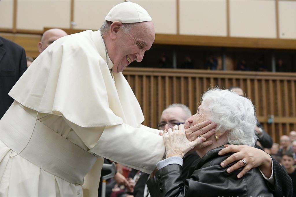 Papa giornata anziani e nonni