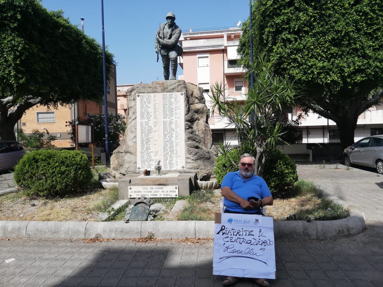 Protesta per la riapertura del Centro diurno