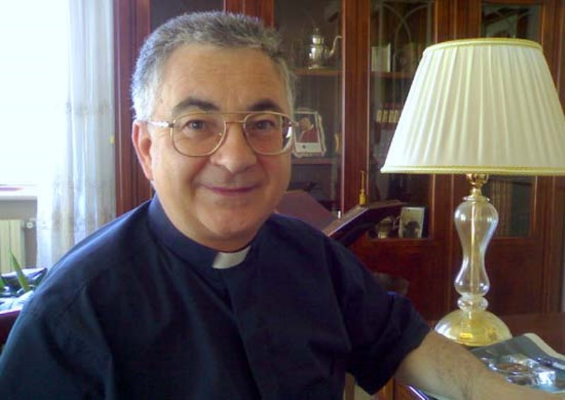 libro monsignor renzo