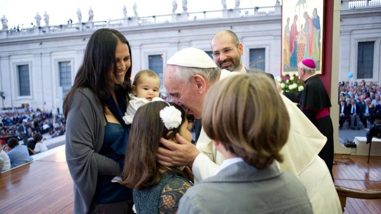 vangelo famiglia papa francesco