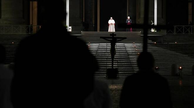 via crucis papa francesco