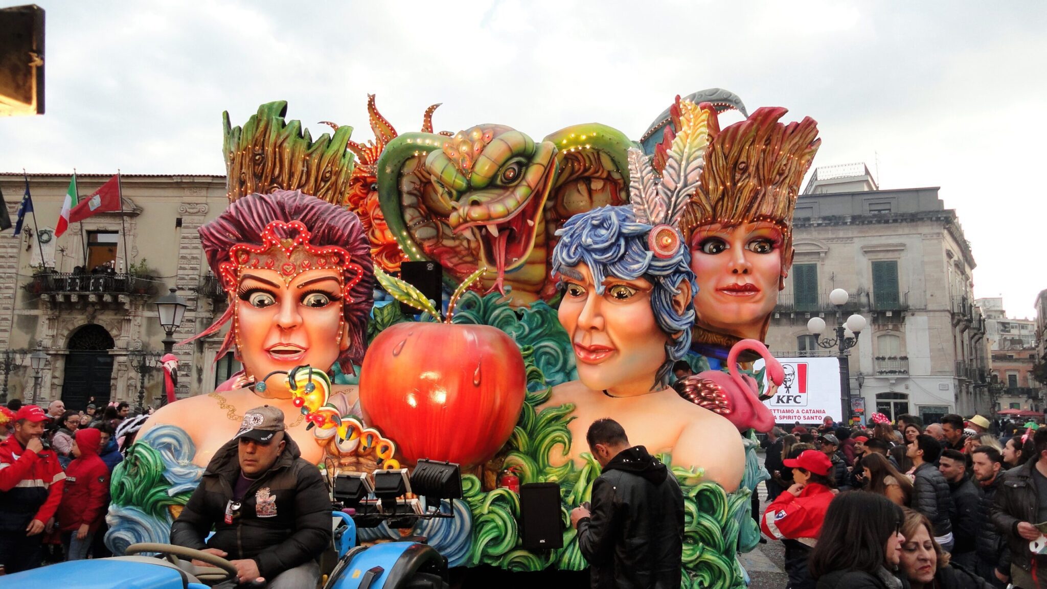 La parrocchia di Ortì al Carnevale di Acireale