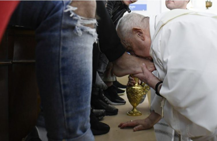 Lavanda dei piedi di Papa Francesco