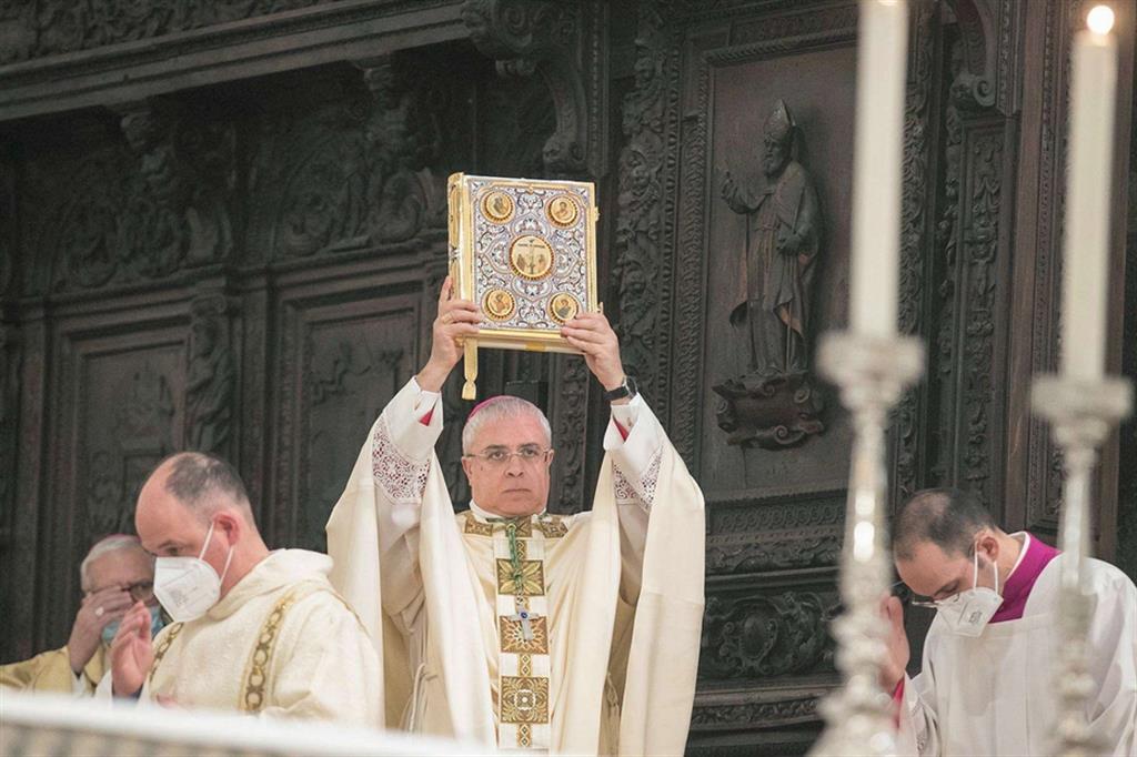 Vescovo Renna omelia messa del crisma