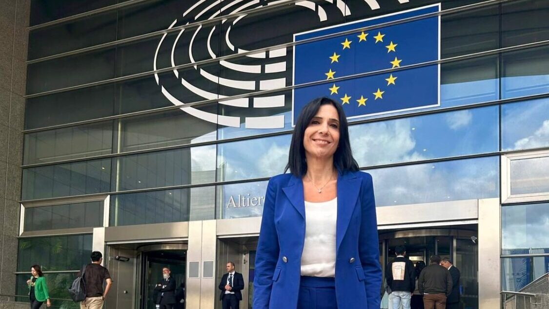 Foto On Giusi Princi ()