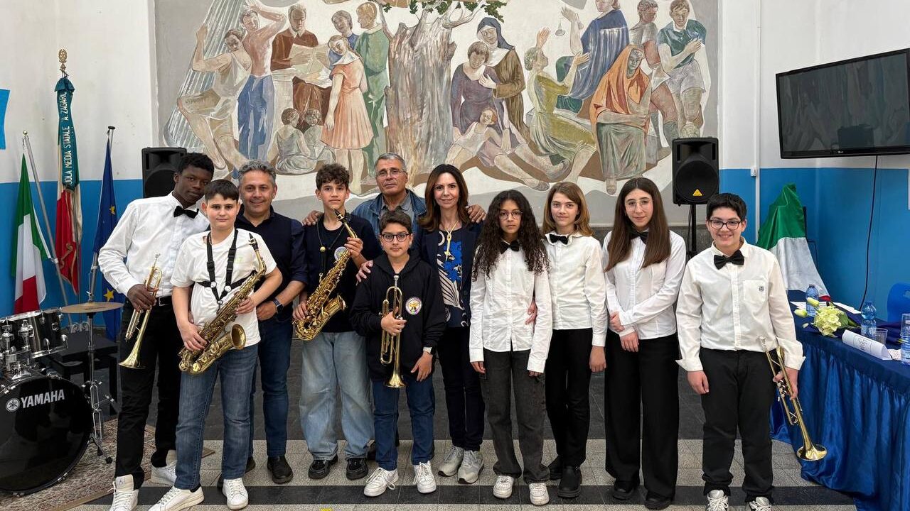 ALUNNI STRUMENTO MUSICALE I C CATANOSO DE GASPERI S SPERATO CARDETO