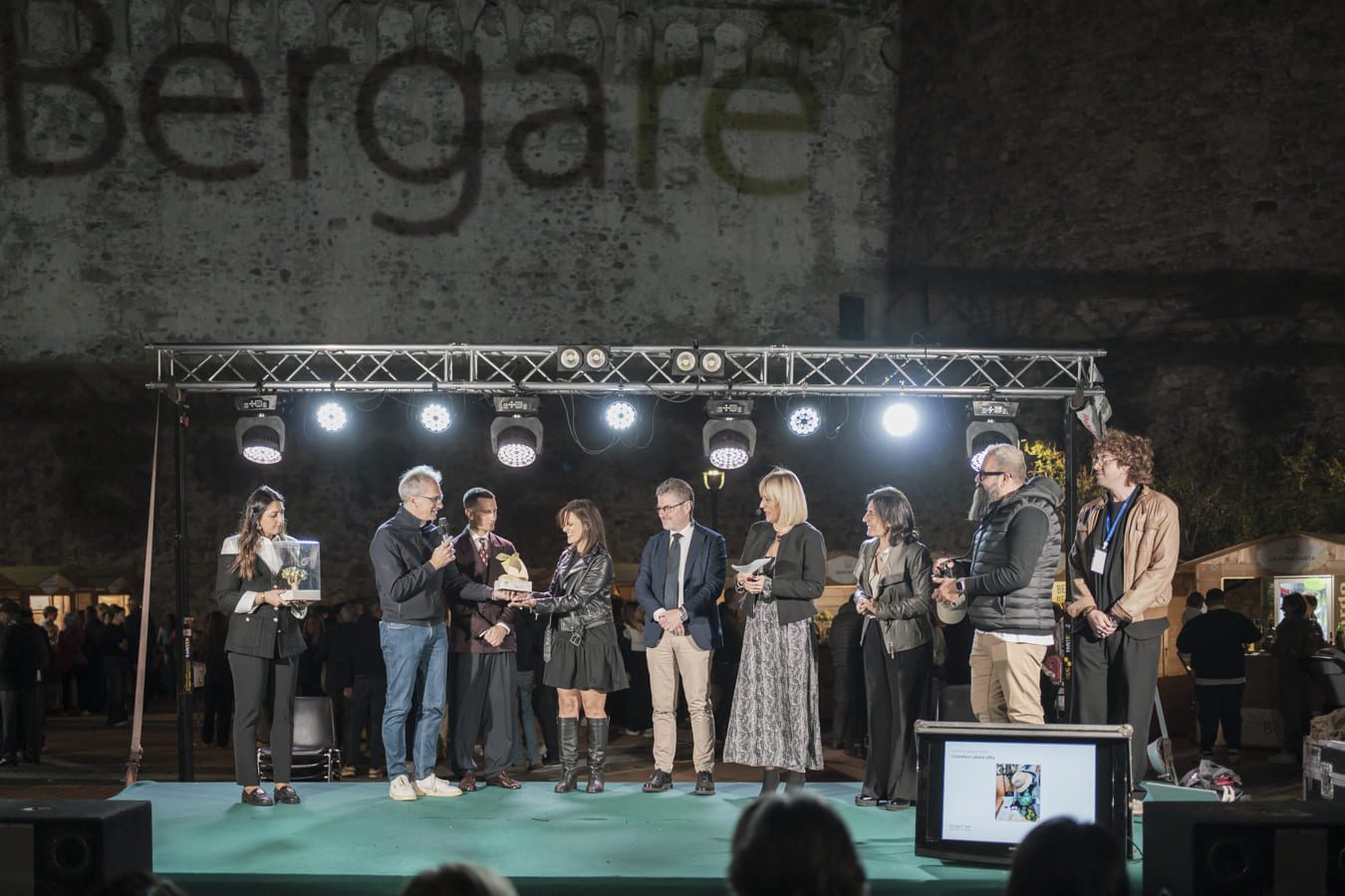 Consegna premio La migliore vetrina Fioreria del Corso